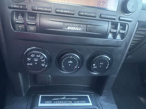 Used 2006 MAZDA MX-5 Miata 3rd Generation Limited image 15