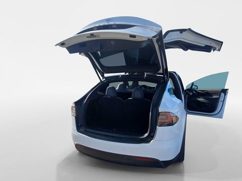 Used 2020 Tesla Model X Long Range image 20