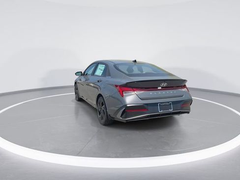 New 2026 Hyundai Elantra SEL Sport Premium FWD image 7