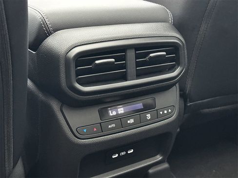 New 2025 Honda Pilot Touring image 19