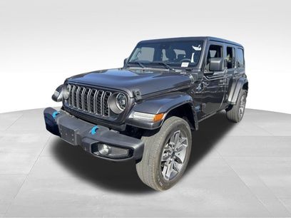 Used 2024 Jeep Wrangler Unlimited w/ Convenience Group