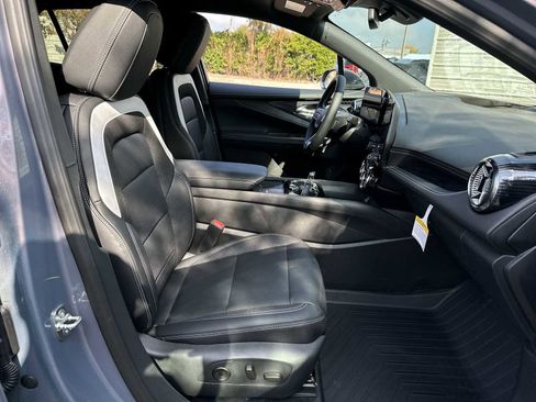 New 2026 Chevrolet Blazer EV LT image 19