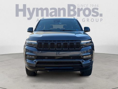 Used 2024 Jeep Grand Wagoneer Series II Obsidian w/ Quick Order Packagew 28T AWD/4WD image 8