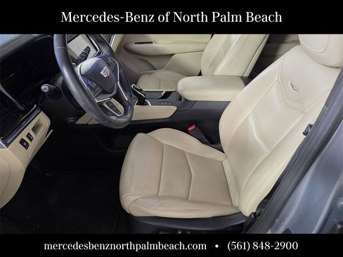 Used 2018 Cadillac XT5 Luxury w/ Driver Awareness Package image 8