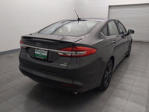 Used 2018 Ford Fusion SE w/ Equipment Group 201A image 7