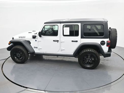 Used 2024 Jeep Wrangler Unlimited AWD/4WD image 25