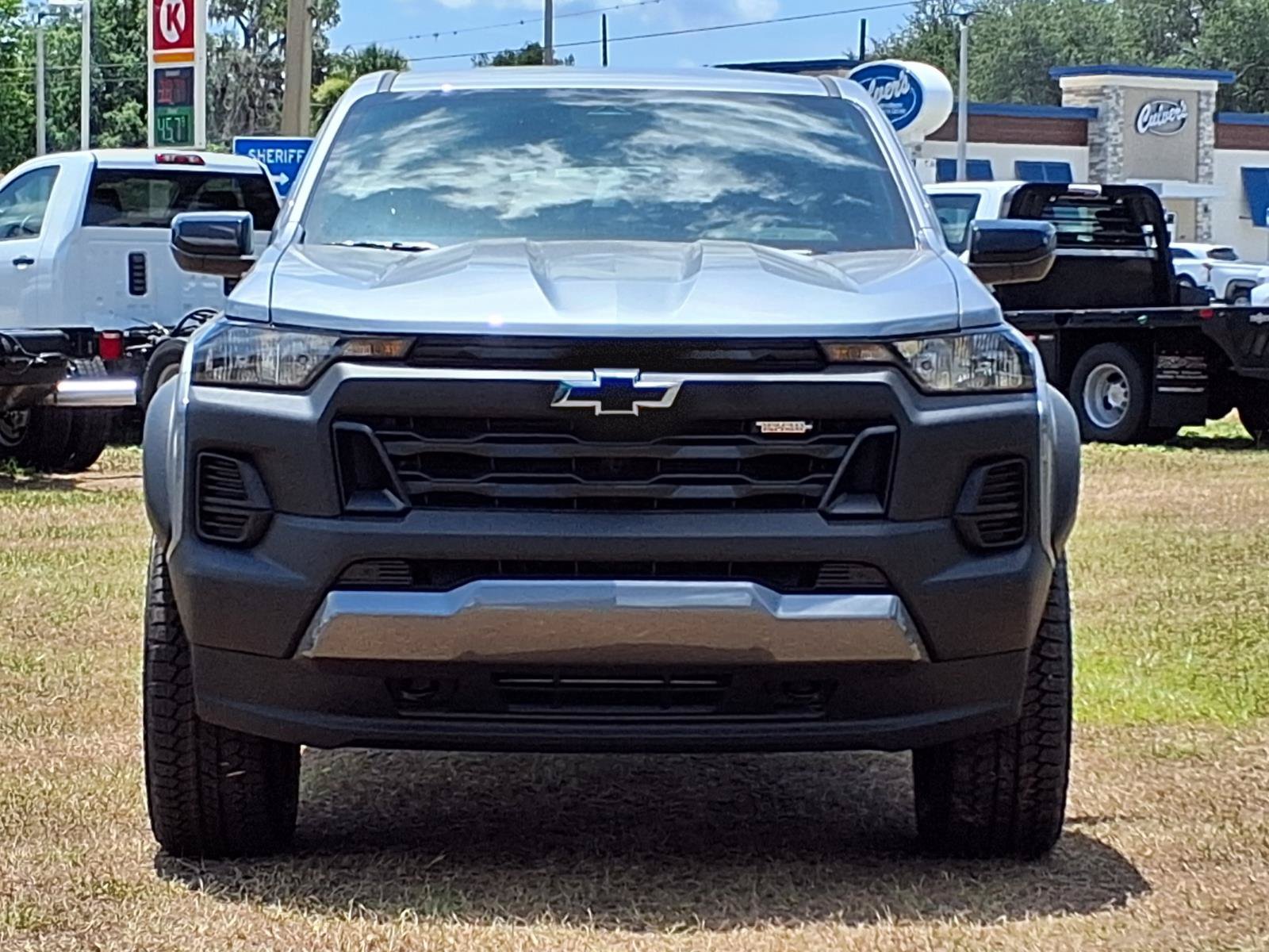 New 2026 Chevrolet Colorado Trail Boss AWD/4WD image 2