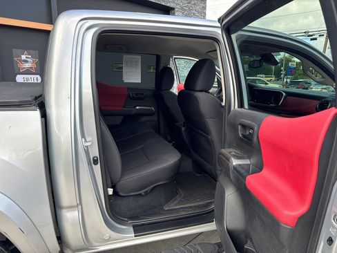 Used 2023 Toyota Tacoma SR5 image 6