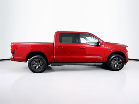 Used 2023 Ford F150 Lightning Lariat image 8