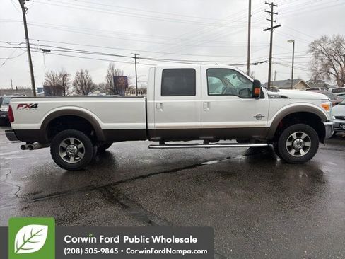 Used 2015 Ford F350 Lariat w/ Lariat Ultimate Package image 4