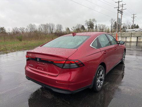 Used 2023 Honda Accord EX image 5