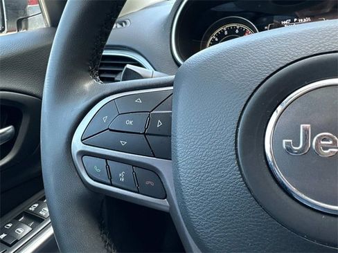 Used 2021 Jeep Cherokee Latitude Lux image 65