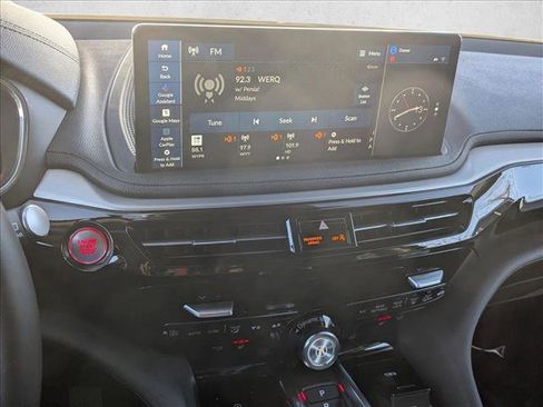 Used 2025 Acura MDX image 12