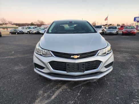 Used 2017 Chevrolet Cruze LS image 12