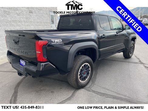 Used 2025 Toyota Tacoma TRD Off-Road image 7