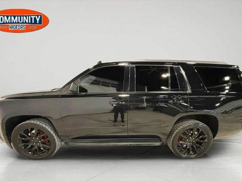 Used 2018 GMC Yukon SLT w/ Premium Edition image 3