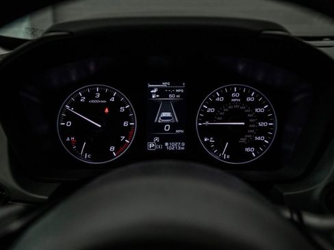 Used 2024 Subaru Crosstrek 2.0i Premium image 17