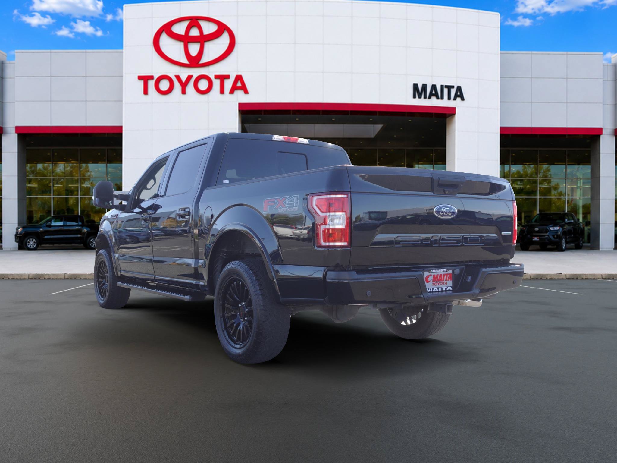 Used 2019 Ford F150 XLT w/ Equipment Group 302A Luxury AWD/4WD image 5