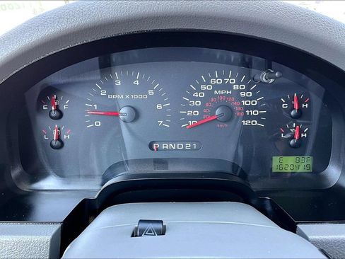 Used 2006 Ford F150 XLT RWD image 8