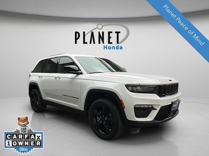 Used 2024 Jeep Grand Cherokee Limited w/ Black Appearance Package