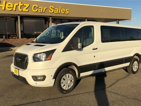Used 2024 Ford Transit 350 XLT image 4