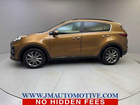 Used 2020 Kia Sportage S w/ S Premium Package FWD image 2