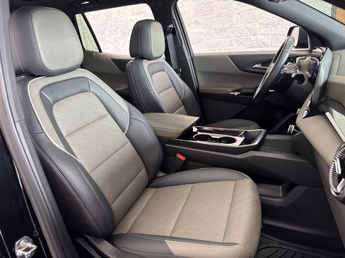 Used 2025 Chevrolet Equinox LT w/ Convenience Package II FWD image 52