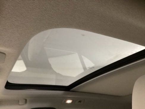 New 2025 Volvo XC40 B5 Ultra w/ Climate Package image 13