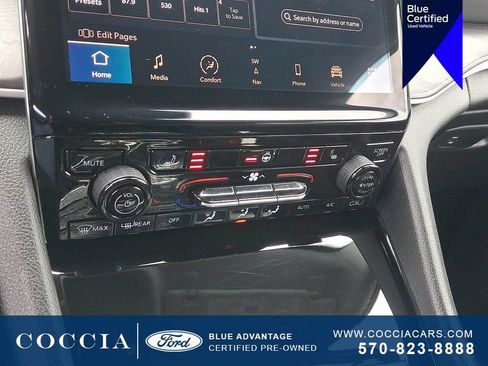 Used 2023 Jeep Grand Cherokee Limited AWD/4WD image 16