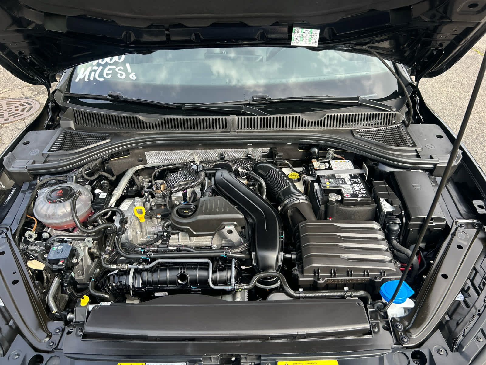 Used 2026 Volkswagen Jetta SE FWD image 28