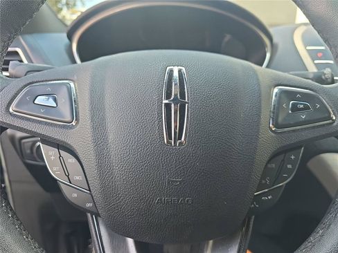 Used 2016 Lincoln MKX Premiere FWD image 20