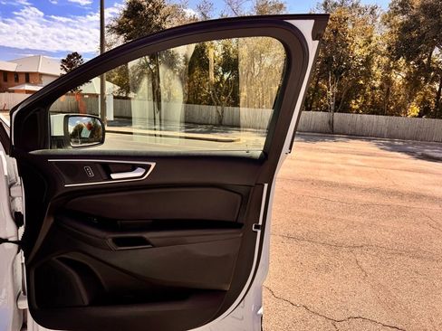 Used 2023 Ford Edge SEL image 31