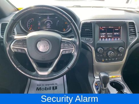 Used 2021 Jeep Grand Cherokee Laredo w/ Security & Convenience Group image 8