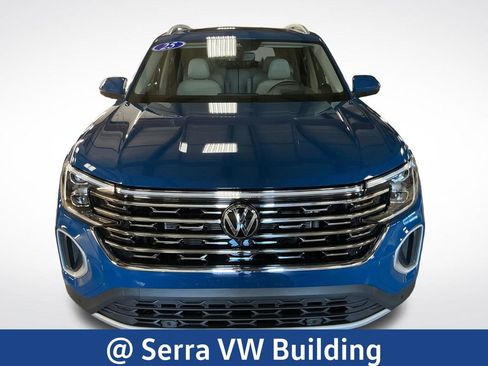 Certified 2025 Volkswagen Atlas SEL AWD/4WD image 9