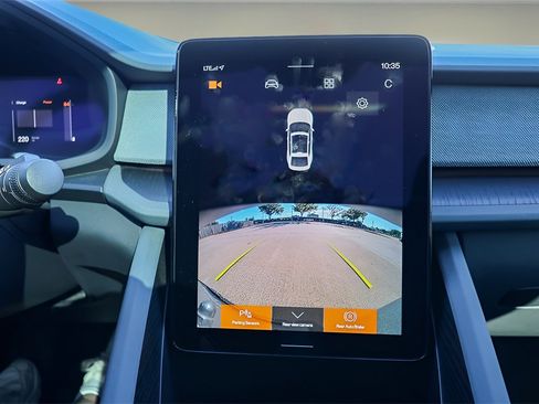 Used 2022 Polestar Polestar 2 w/ Plus Package image 18