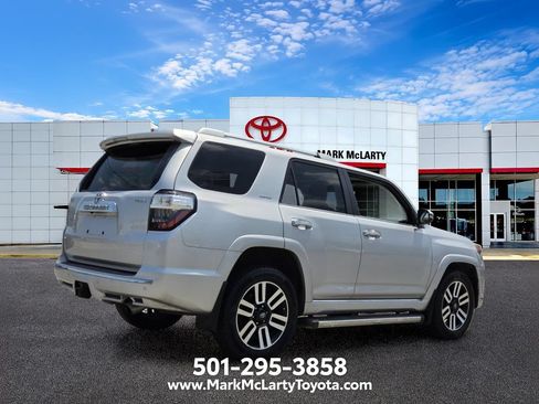Used 2016 Toyota 4Runner Limited AWD/4WD image 5