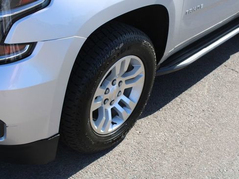 Used 2019 Chevrolet Tahoe LT AWD/4WD image 12