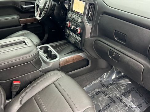 Used 2020 GMC Sierra 3500 Denali w/ Denali Ultimate Package image 18