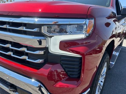 New 2026 Chevrolet Silverado 1500 LTZ w/ LTZ Premium Package AWD/4WD image 9