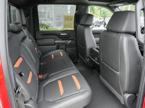 Used 2021 GMC Sierra 2500 AT4 w/ AT4 Premium Plus Package AWD/4WD image 38