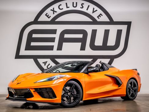 Used 2023 Chevrolet Corvette Stingray Preferred Conv w/ Z51 Performance Package RWD image 1