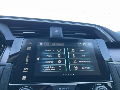 Used 2017 Honda Civic Touring image 17