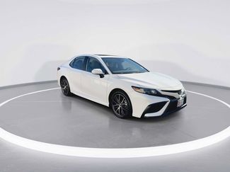 Used 2023 Toyota Camry SE w/ Cold Weather Package FWD video 2