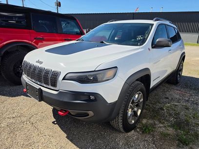 Used 2019 Jeep Cherokee Trailhawk w/ Cold Weather Group