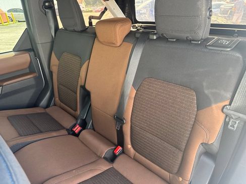 Used 2022 Ford Bronco Outer Banks AWD/4WD image 14