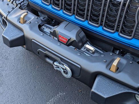 Used 2025 Jeep Wrangler Unlimited Rubicon 392 image 23