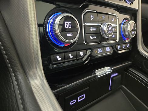 Certified 2023 GMC Yukon Denali AWD/4WD image 28