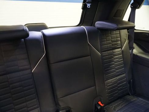 Used 2023 Cadillac Escalade Sport Platinum w/ LPO, ONYX Package AWD/4WD image 23