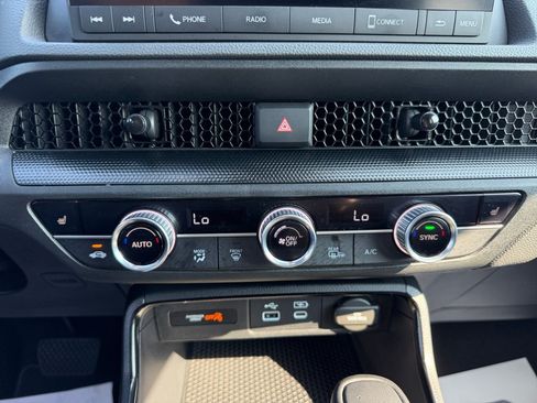 Used 2023 Honda CR-V Sport image 18