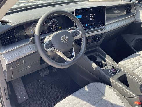 New 2025 Volkswagen Tiguan S image 14